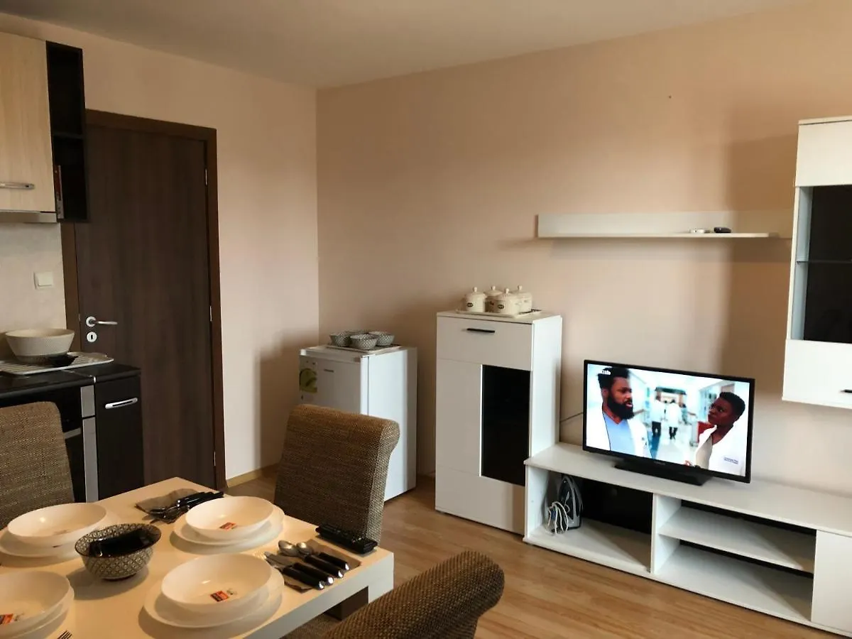 Palace De Luxe - Apartments Pomorie