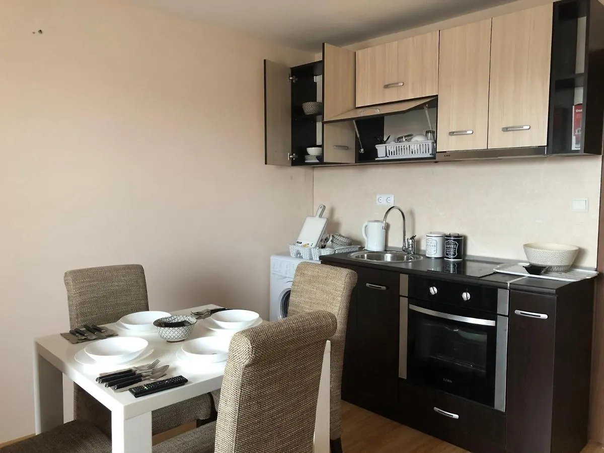 Palace De Luxe - Apartments Pomorie