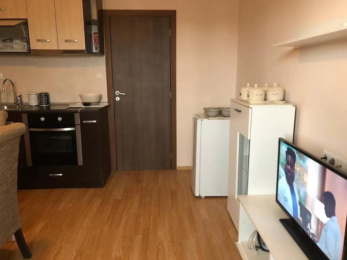 Palace De Luxe - Apartments Pomorie